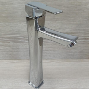 Curvy Long Neck Shiney Chrome